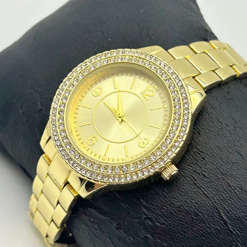Women’s Gold-tone Crystal Accented Bezel Fashion Watch Working New Battery